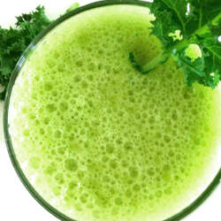 Green Beta-Carotene Smoothie